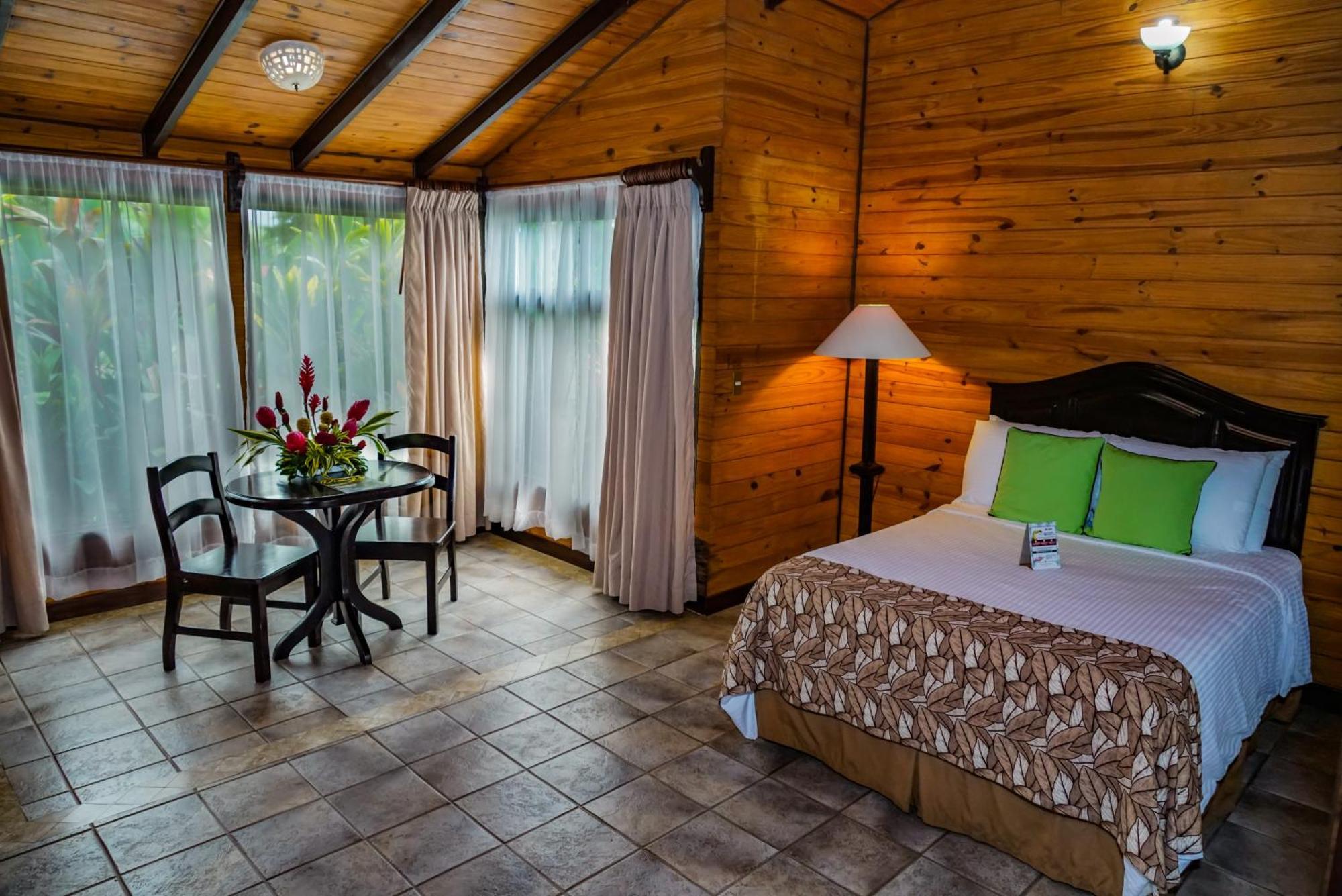 Montana De Fuego Mountain Resort & Spa La Fortuna Oda fotoğraf